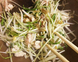 パパッと一人ごはん、水菜と豚肉の卵とじ作り方2写真