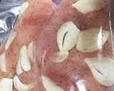 炊飯ジャーでしっとりニンニク蒸し鶏作り方3写真