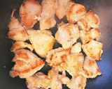 簡単！鶏胸肉とキャベツのオイマヨ炒め♡作り方3写真