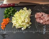 焼きそば✿デコキャラ弁✿ヒヨコの巣ごもり作り方1写真