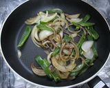 牛肉の赤ワイン炒め（牛皿風）作り方2写真