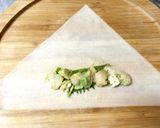 ワインのお供に♡えびアボカドチーズ春巻き作り方4写真
