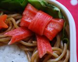 焼きそばで♪リボンの女の子弁当作り方5写真