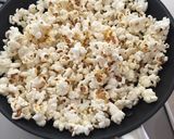 簡単！やみつきキャラメルポップコーン作り方1写真
