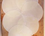 餃子の皮でココスのマッドパイ ✩‧₊˚作り方1写真