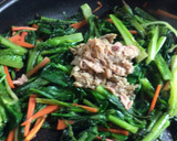 生・茎レタスとほうれん草のツナ炒め作り方5写真