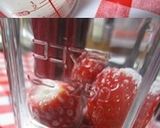 苺みるくスムージー 甘酸っぱーい作り方1写真
