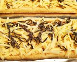 簡単おつまみ！油揚げの塩昆布ピザ作り方3写真