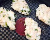 手づかみ大好き！ツナとあおさのご飯おやき作り方2写真