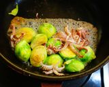 芽キャベツといかの白ワイン蒸し作り方4写真