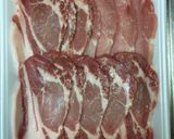 簡単お肉料理♡新玉ねぎでポークチャップ作り方1写真