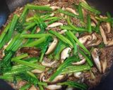 簡単っ！挽肉とほうれん草のオイスター炒め作り方2写真