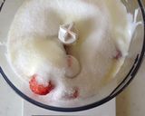 つぶつぶ感がたまらない♪春の苺ムース♪作り方2写真