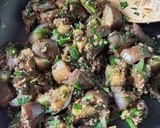 簡単！ご飯がすすむ！なすとひき肉とニラの甘辛丼作り方5写真