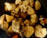 やさしい甘み！肉じゃがのふわっと卵とじ丼作り方3写真