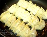 簡単ジューシー♡本格羽根つき餃子作り方3写真