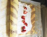 オシャレなストライプ柄イチゴロールケーキ作り方21写真