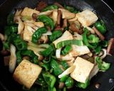 マルシンハンバーグとピーマンのチャンプル作り方7写真