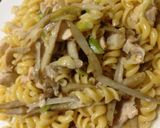 鶏ごぼうの和風クリームパスタ作り方8写真