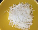マヨだけ！カニカマと大根のやみつきサラダ作り方2写真
