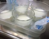 簡単！濃厚牛乳プリン♡いちごのソースで作り方4写真