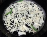 残り野菜で小鉢　ニラとエノキのおひたし作り方3写真