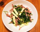 サッともう一品☆ハムとチーズで豆苗サラダ作り方3写真