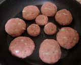 混ぜて焼くだけ♪おからハンバーグ♪作り方3写真