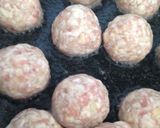 麩わ♡チーズinミートボールのデミ煮作り方3写真