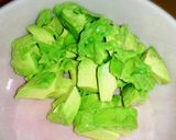 ご飯のお供に♪アボカドと海苔の佃煮和え！作り方3写真