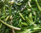 せり～(豆苗)の韓国風～おひたし作り方1写真