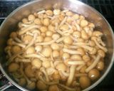 豆腐となめこと三つ葉の味噌汁作り方3写真