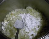 手のひらピザ生地と焼売の種de小籠包？作り方1写真