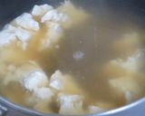 セロリの葉入りくずし豆腐のスープ作り方1写真