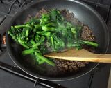 菜の花とミンチの甘辛炒め作り方4写真