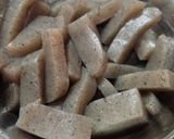 スープの素でしっかり下味♪蒟蒻のネギマヨ作り方1写真