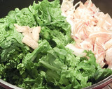菜の花と豚ミミガーの炒め物作り方1写真