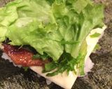 鶏肉の麦みそ漬けとチーズのおにぎらず作り方14写真