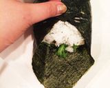 鶏肉の麦みそ漬けとチーズのおにぎらず作り方17写真