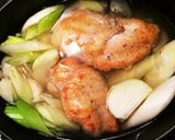 ナイフとフォークで食べる チキンスープ作り方6写真
