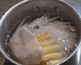 大根と油揚げの味噌汁作り方2写真