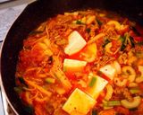 簡単にスンドゥブ風♡キムチと豚肉のスープ作り方4写真