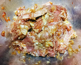 贅沢☆男の韓国風カルビのしょうが焼き作り方1写真