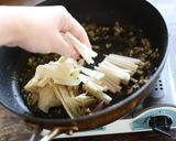 春◎山菜と湯葉のアンチョビクリーム炒め作り方11写真