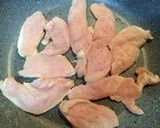 驚きの柔らかさ！鶏ムネ肉でポン酢焼き作り方2写真