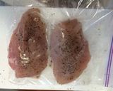 ムネ肉のハニーマスタード【ANOVA】作り方1写真