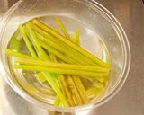 フキの茸の佃煮乗せ作り方4写真