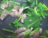 鴨肉とほうれん草のペペロンチーノ作り方7写真