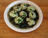 鶏エビ団子とワカメの煮物作り方5写真