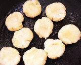 離乳食で簡単☆さつまいもとりんごのお焼き作り方4写真